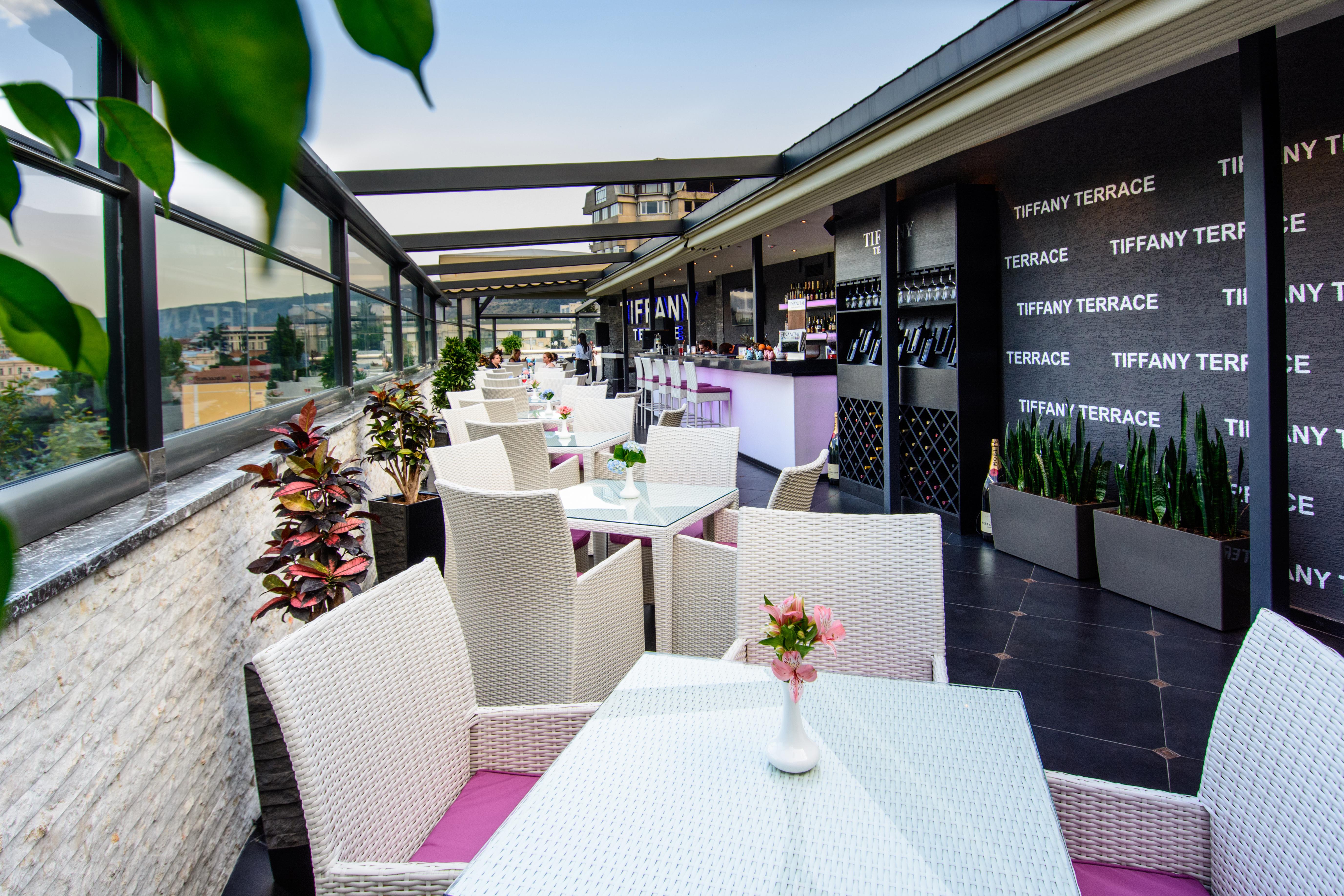 River Side Hotel Tbilisi Bagian luar foto The Terrace